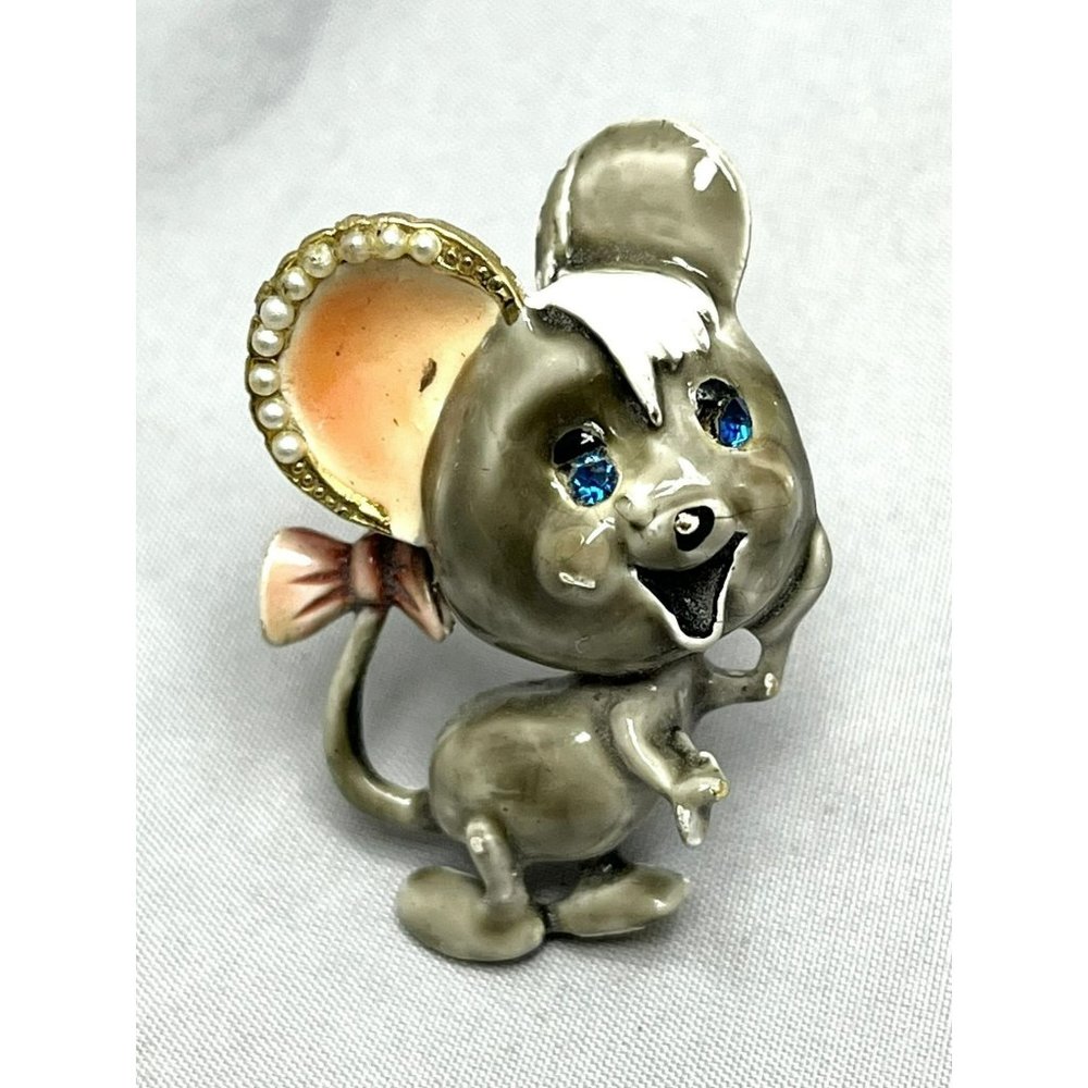 Vintage HAR Enamel Mouse Brooch Pin
